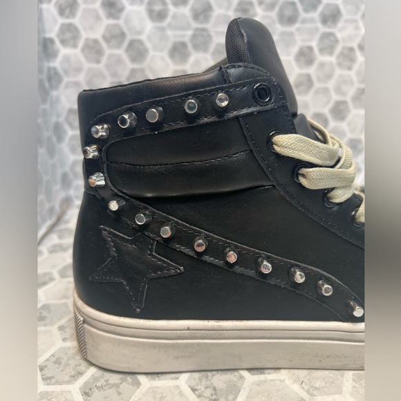 New no box studded black high top sneakers Sz 7.5 - Picture 2 of 9